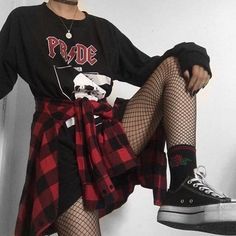 Pants 2020, Egirl Fashion, E Girl Outfits, Goth Outfit, Hipster Grunge, Alt Outfits, Academia Fashion, Aesthetic Grunge Outfit, Grunge Look