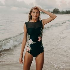 (1) - Hi! I’m a store stylist, I’m here to help if you want to get the perfect fit! 💙 Albion Fit Swim, Albion Fit Swimsuit, Albion Fit, Camo Top, Maternity Swimsuit, Beautiful Suit, Floral Swimsuit, Long Torso, Swim Skirt