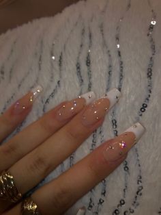 Nail Ideas For White Dress, Semi Nails Ideas, Quince Nails Simple, Nail Inspo Graduation, Grad Nails Acrylic, French Nails With Gems, Simple Graduation Nails, Glittery French Tip Nails, White Graduation Nails