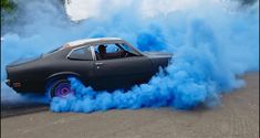 Gender Reveal Ideas Car Burnout, Exhaust Gender Reveal, Burn Out Gender Reveal, Car Gender Reveal Ideas, Gender Reveal Burnout, Baby Gender Reveal Announcement