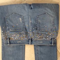 Brand New Skinny Leg Jeans Retail $129 Denim With Lace, Coldplay Outfit, Jeans With Gems, Lace Jeans, Rhinestone Jeans, Diy Denim, Studded Denim, Iconic Dresses, Denim Diy