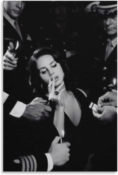 Lana Del Rey Poster Black And White Poster Lana Del Rey Love, Lana Del Ray, Foto Poses, Black And White Posters, Black And White Aesthetic, White Picture, Black And White Pictures, 인물 사진