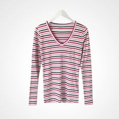 Women’s Top Gap Brand New Striped Top Size Small Long Sleeve V-Neck 60% Cotton 40% Modal J21c005x0011 Please Feel Free To Ask Any Questions:) Gap V-neck Tops For Fall, Gap V-neck Tops For Spring, Gap Red Long Sleeve Top, Red Long Sleeve Tops By Gap, Casual V-neck Top By Gap, Red Gap Tops For Fall, Gap Red Tops For Spring, Red Gap Tops For Spring, White Trendy Gap Tops