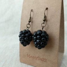 Blackberry Earrings, Berry Earrings, Crazy Earrings, Weird Jewelry, Polymer Clay Jewelry Diy, Fruit Earrings, Funky Earrings, Dew Drops