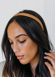 Aesthetic Headband, Headband Aesthetic, Leather Headband, Luxury Hair Accessories, Hard Headbands, Lob Hairstyle, Leather Headbands, Jennifer Behr, Luxury Hair