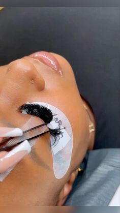 Girl Maintenance, Esthetician Room Decor, Pretty Hurts, Lash Room, Black Lashes, Luxury Lashes