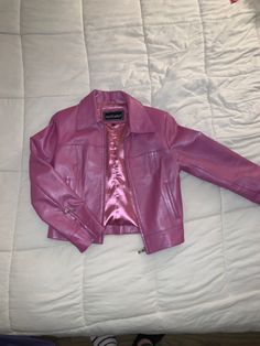 Pink Sparkle Outfit, Pink Leather Jacket, Catty Noir, Clueless Outfits, Future Clothes, Cold Weather Outfits, 2000s Fashion, Dream Clothes