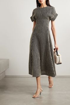 Professional Dresses For Work Modcloth, Luxury Unlined Midi Dress For Daywear, Minimalist Dresses For Women, Minimalist Classic Dress, Classy Minimal Dress, Embroidered Wool, Business Casual Dresses, Matthew Williamson, Cotton Midi Dress