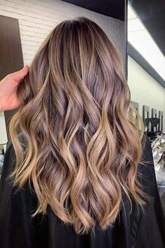 Ash Brown Hair Ideas are What You Need To Update Your Style (New Update) ★ Highlights Ash Brown, Balayage Indian, Medium Brown Hair With Highlights, Ashy Pink, Ash Brown Hair With Highlights, Medium Ash Brown Hair, Ash Brown Hair Balayage, Ash Highlights, Light Ash Brown Hair