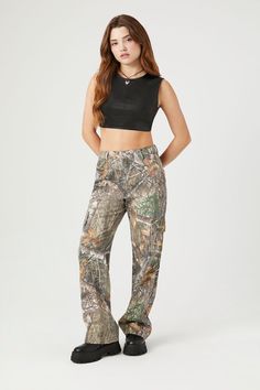 Camo Print High-Rise Pants | Forever 21 Cute Camo Outfits For Women, Camoflauge Pants Outfits, Cute Camo Outfits, Womens Camo Pants, Camo Print Pants, Camo Pants Outfit, Printed Pants Outfits, Homecoming Outfit, Camo Outfits