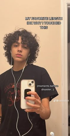 Hair To Chin Length, Fem Haircuts For Men, Unisex Curly Haircut, Masc Long Curly Hair, Cute Wavy Hairstyles Short, Square Face Hairstyles Curly, Octopus Haircut Short Curly Hair, Queer Curly Haircut Long, 2c Short Hairstyles