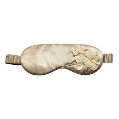 Get your beauty sleep with these hand embellished 3D floral masks. Made with mulberry silk with silk filling for a soft feel, hand work, and its functionality. This product comes with its silk pouch. 100% Silk Hand Wash Air Dry Silk Sleeping Mask, Sleep Mask Silk, Slip Silk Eye Mask, Silk Sleep Mask Pink, Embroidered Sleep Mask, Sleep Eye, Eye Masks, Beauty Sleep, Feminine Aesthetic