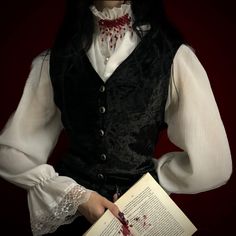 Vampire Outfit Victorian, Vampire Oc Outfits, Vampire Suit Woman, Vampire Witch Costume, Vampirecore Clothes, Vampire Suit Aesthetic, Vampire Outfits Halloween, Vampiric Clothing, Vampire Wedding Suit