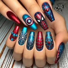 Türkiye'de tek süper kahraman temalı tırnak tasarımı  #hollowen #crochet #aesthetic #blackpink #summer #summerstyle  #edit #istanbul #tırnak #summernails #türkiye #pinterest #instagram #tasarım Sports Nails Designs, Marvel Themed Nails, Hulk Nails, Marvel Nails Designs, England Nails, Book Inspired Nails