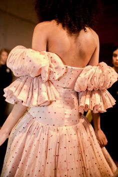 Zimmerman Petal Dress, Zimmerman Moda Operandi, Lirika Matoshi Bow Corset, Zimmerman Crop Top, Moda Operandi Skirt, Couture Collection, Beautiful Gowns, Fancy Dresses, Couture Fashion