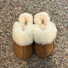 Brand New Ugg Slippers For Kids. Never Worn. Do Not Have Original Box But Slippers Are In Perfect Condition. Preppy Pjs, Kids Ugg Slippers, Slippers For Kids, Cute Uggs, Uggs Boots, Uggs For Cheap, Slay Queen, Affordable Shoes, Shoes Ugg