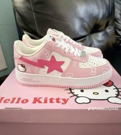 Hello Kitty Gifts, Hello Kitty Merchandise, Pretty Sneakers, Hello Kitty Crafts