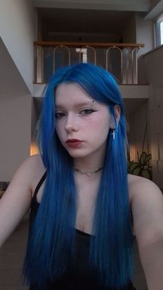 blue hair What To Wear With Blue Hair, Blue Hair Bright, Bright Blue Hair Aesthetic, Dark And Light Blue Hair, Turquoise Hair Aesthetic, Blue Hair Hairstyles, Red And Blue Hair, Blue Hair Blue Eyes, Breckie Hill