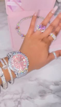 Glittery Jewelry, Kily Jenner, Girly Bracelets, Fancy Jewellery Designs, Pink Bling