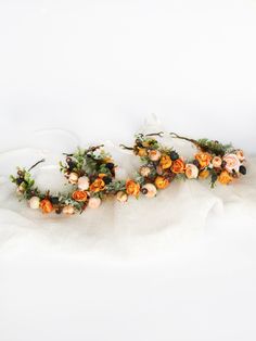 Coral and orange Wedding crowns set You can buy each item separately on any quantity) ♥ READY to ship in 3-5 days ♥ MORE COLORS AND STYLES: https://www.etsy.com/shop/LisaUaShop?ref=hdr_shop_menu&section_id=21193045 + Beautiful high-quality materials + You can change the main color, just write us + 100% handmade + All items will be made to order special FOR YOU ---> All of them are unique + Your item will be gift packed for free + Fell free to ask about custom order Available with chocker More be Wedding Crown Flower, Flower Wedding Crown, Woodland Crown, Baby Flower Crown, Girls Crown, Flower Girl Crown, Floral Hair Clip, Crown Flower, Bridal Flower Crown