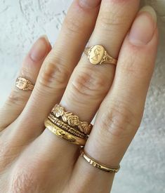 Aesthetic Gold Rings Vintage, Bohemian Gold Jewelry, Vintage Gold Rings Women, Vintage Gold Rings Antiques, Bohemian Gold Jewelry With Vintage Charm, Ornate Handmade Gold Rings, Hippie Jewelry Rings Gold, Bohemian Gold Plated Gold Rings, Antique Diamond Engagement Rings