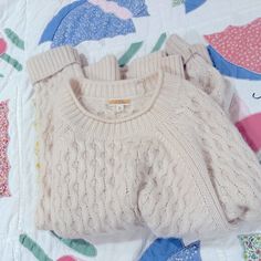 Amazing Cashmere Sweater From Jcrew. Off White Color, Good Condition As Seen In Photos. I Bought The Next Size Down And Want To Rehome This One. Originally $295 Off White Color, Cashmere Sweater, Cashmere Sweaters, White Color, J Crew, Scoop Neck, Cashmere, The Next, Sweaters For Women