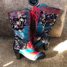 Super Cute And Eccentric Boots, Only Worn Once Due To They Were To Big. Large 9, Fit More Like 10’s. Make Me An Offer. Boots Diy, Zip Up Boots, Custom Boots, Make Me An Offer, Lace Up Boots, Cute Shoes, Shoe Laces, Zip Ups, Super Cute