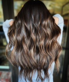 Wella Passionista @sydniiee (on Instagram) did it again with this luscious brunette balayage masterpiece and we can't get enough! Don’t forget to shop Wella Care and keep your mane looking healthy. Tap to shop for at-home now. Chocolate Balayage, Brassy Hair, Brunette Balayage, Repair Mask, Colour Ideas, Hair Color And Cut, Hair Colour, Damaged Hair