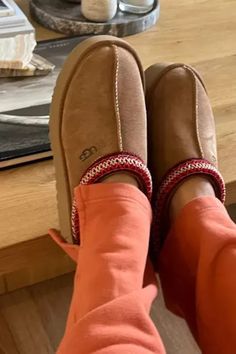 Tazz Slippers | Sivan Ayla - uggs, comfy shoes, shoe crush, fall shoes, cozy shoes, slippers, cozy outfit Slipper Outfit, Girl Slippers, Tazz Slipper, Tazz Slippers, Slippers Outfit, Cozy Shoes