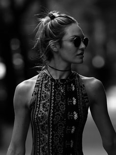 Pinterest // Josieconnelly Cher Horowitz, Estilo Indie, Walking Down The Street, Candice Swanepoel, Festival Looks, Alternative Rock, Soft Grunge, Hippie Chic, Passion For Fashion