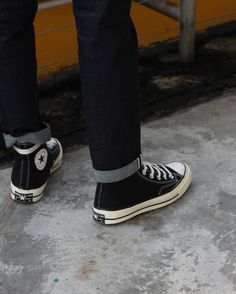 Shoes Mens Aesthetic, Converse Chuck Taylor 70s Outfit, Chuck Taylors 70s, Converse 70s Outfit Woman, Converse Chuck 70 Outfit Men, Chuck Taylor Outfit