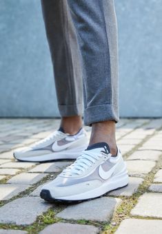 From streamlined runners to chunky dad shoes, Nike has plenty of sneakers that look like New Balance. Here are some of the best options for both men and women. Nike Waffle One, Nike Waffle, Best Sneakers