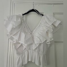 Never Worn! Perfect For End Of Summer Elegant Ruffled Tops For Vacation, Elegant Vacation Blouse With Ruffles, Elegant Ruffled Blouse For Vacation, Zara Ruffled Blouse For Brunch, Zara Ruffled Tops For Brunch, Zara Ruffled Tops For Vacation, Zara Ruffle Top, Zara White, End Of Summer