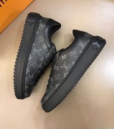 Luxury shoes men and women sneakers size us shipping usps material leather with box 🛫Shipping: - Processing time: 1-3 days. - Shipping time: 10-12 days depending on location. - International shipping available. ❤️Thank you for visiting our store! Women Sneakers, Best Sneakers, Shoes Men, 12 Days, Luxury Shoes, Gift For Him, Womens Sneakers, Gifts For Him, Athletic Shoes