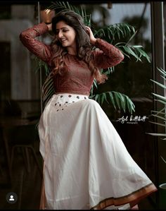 Long Skirt And Top For Onam, Onam Dress Code College, Set Saree Skirt And Top, Onam Skirt And Top Poses, Modern Onam Outfits Skirt And Top, Onam Dress Ideas For Teens, Onam Outfits Ideas Skirt And Top, Set Skirt And Top Kerala, Onam Outfits Ideas 2023