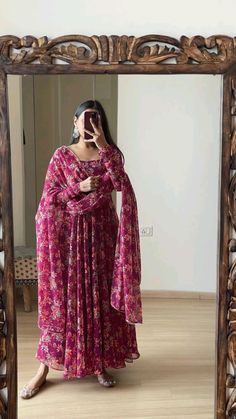 Long Gown With Dupatta, Women Long Gown, Printed Anarkali, Gown With Dupatta, Desi Fashion Casual, Pakistani Fancy Dresses, Traditional Indian Outfits, Indian Gowns Dresses