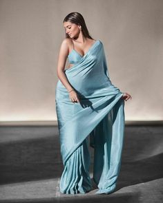 Tara Sutaria, Bollywood Hairstyles, Indian Fashion Saree, Saree Designs Party Wear, Bollywood Wedding, Elegant Saree, Indian Actress Hot Pics, Desi Fashion, Fancy Sarees