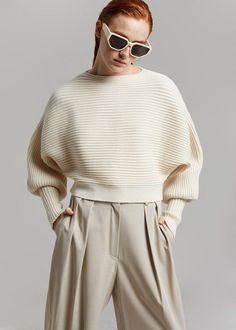 Tansy Pleated Trousers - Beige Pants The Frankie Shop White Crop Sweater, White Sweater Dress, The Frankie Shop, Suiting Fabric, Cropped Pullover, Frankie Shop, Pleated Trousers, Inspiration Mode, Winter Sweaters