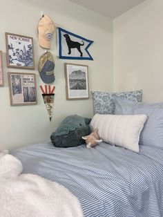 #dorm #college #dormroom #room #roomtour Coastal Grandmother Dorm, Navy Dorm Room Ideas, Decorate College Dorm, Southern Dorm Room Ideas, Michigan Dorm Room, Dorm Room Themes Color Schemes, High Point University Dorm, Blue College Dorm Room Ideas