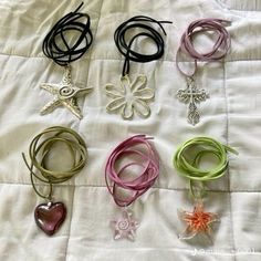 Accessories For Outfits, Homemade Jewelry Ideas, Homemade Jewellery, Homemade Accessories, Funky Accessories, Homemade Necklaces, Homemade Jewelry