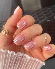 25 Glazed Donut Nails You'll Want to Try Glazed Donut Nails, Shellac Nail Colors, Donut Nails, Pink Chrome Nails, Simple Fall Nails, Chrome Nails Designs, Glazed Donut, Shellac Nails, Pink Nail