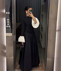 Modest Soiree Outfits, Monochrome Dress Outfit, Elegant Modest Outfits, Modest Classy Dresses, Modest Fashion Aesthetic, Classy Modest Dresses, Modest Outfits Aesthetic, Modest Classy, Fashion Week 2024