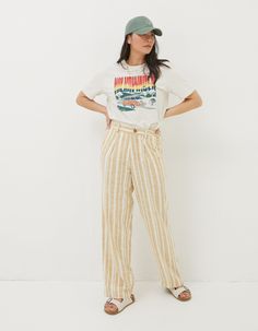 Beige Striped Pants Outfit, Striped Linen Pants Outfit, Outfits With Striped Shirts, Striped Linen Pants, Simple Tees, Fat Face, Linen Trousers, Striped Linen