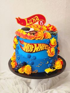 Hot wheel themed buttercream birthday cake Hot Wheels Birthday Cake Ideas, Hot Wheels Cake Ideas, Hotwheels Birthday Cake, Blaze Birthday Cake, Wheels Cake, Race Car Cake, Champagne Wedding Cakes, Hot Wheels Cake, Sugar Cookies With Sprinkles