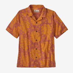 Over 70 years ago, a unique shirt made from hand-printed kabe crepe was created in a tiny tailor shop in Honolulu. It captured the spirit of the Hawaiian Islands, and would later become famous as the aloha shirt. As its popularity grew, it came to be accepted in the Islands as formal wear appropriate for all but the most rigid of occasions. With this season’s original prints inspired by ka loa‘a pono—the Hawaiian principle of harvesting with respect for the land and the sea—our Pataloha® Shirt i Brown Printed Camp Collar Shirt, Brown Printed Camp Shirt With Camp Collar, Hawaiian Camp Shirt With Vintage Print, Patagonia Summer Tops With Short Sleeves, Patagonia Short Sleeve Tops For Summer, Band Outfits, Humid Weather, Tailor Shop, Hot And Humid