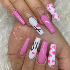 Heart Nails Pink, Funny Lockscreen, Valentine Nail, Valentine Nail Art, Nail Designs Valentines, Valentines Day Nails, Valentine Nails, Nail Stuff, Nails Glitter