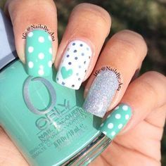 Uñas Color Menta - Mint Nail Art Mint Nail Art, Toenail Art, Mint Nails, Kitty Nails, Nails Yellow, Dots Nails, Best Nail Art Designs, Disney Nails