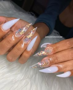 Gold Nail Designs, Gold Nail, Stiletto Nails Designs, Dream Nails, Coffin Nails Designs, Fire Nails, Bling Nails, Pretty Acrylic Nails, Dope Nails