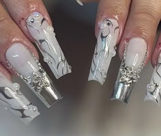 Silver Nail Designs, Silver Nail, Dope Nail Designs, Soft Nails, Bling Acrylic Nails, Trendy Nail Design