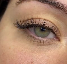 Super Natural Lashes Extensions, Really Natural Eyelash Extensions, Super Light Lash Extensions, Subtle Wispy Lash Extensions, Subtle Lashes Extensions, False Lashes Natural Eyelash Extensions, Light Eye Lash Extensions, Simple Classic Lash Extensions, Eyelash Inspo Natural